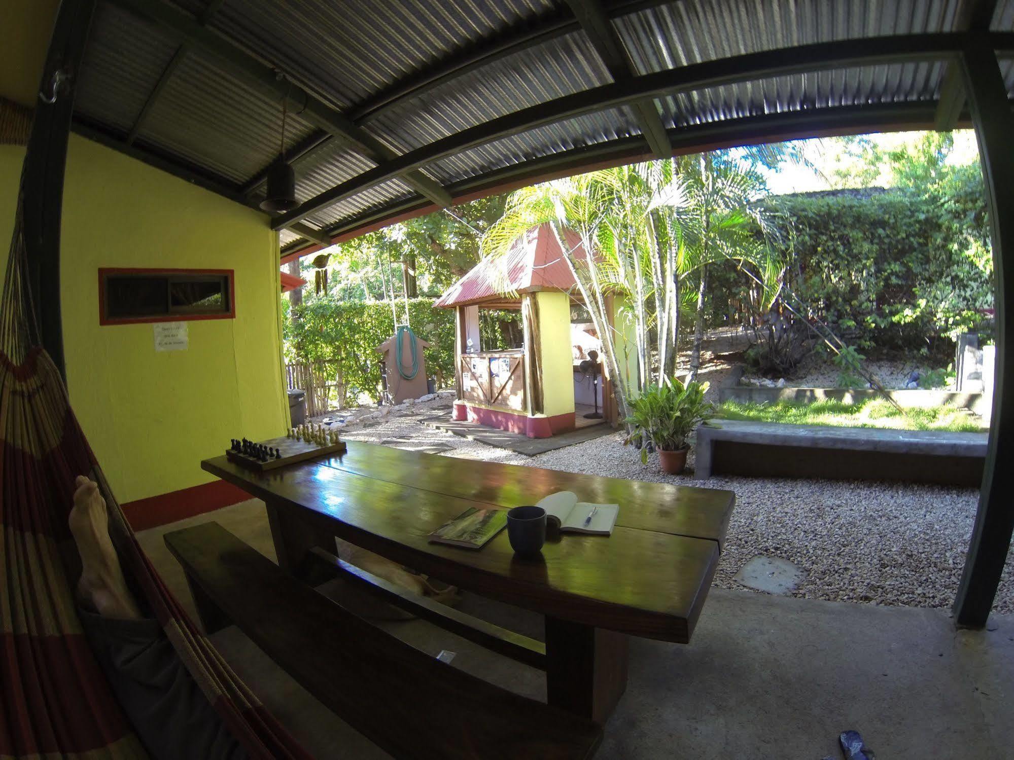 Indra Inn Playa Grande Extérieur photo