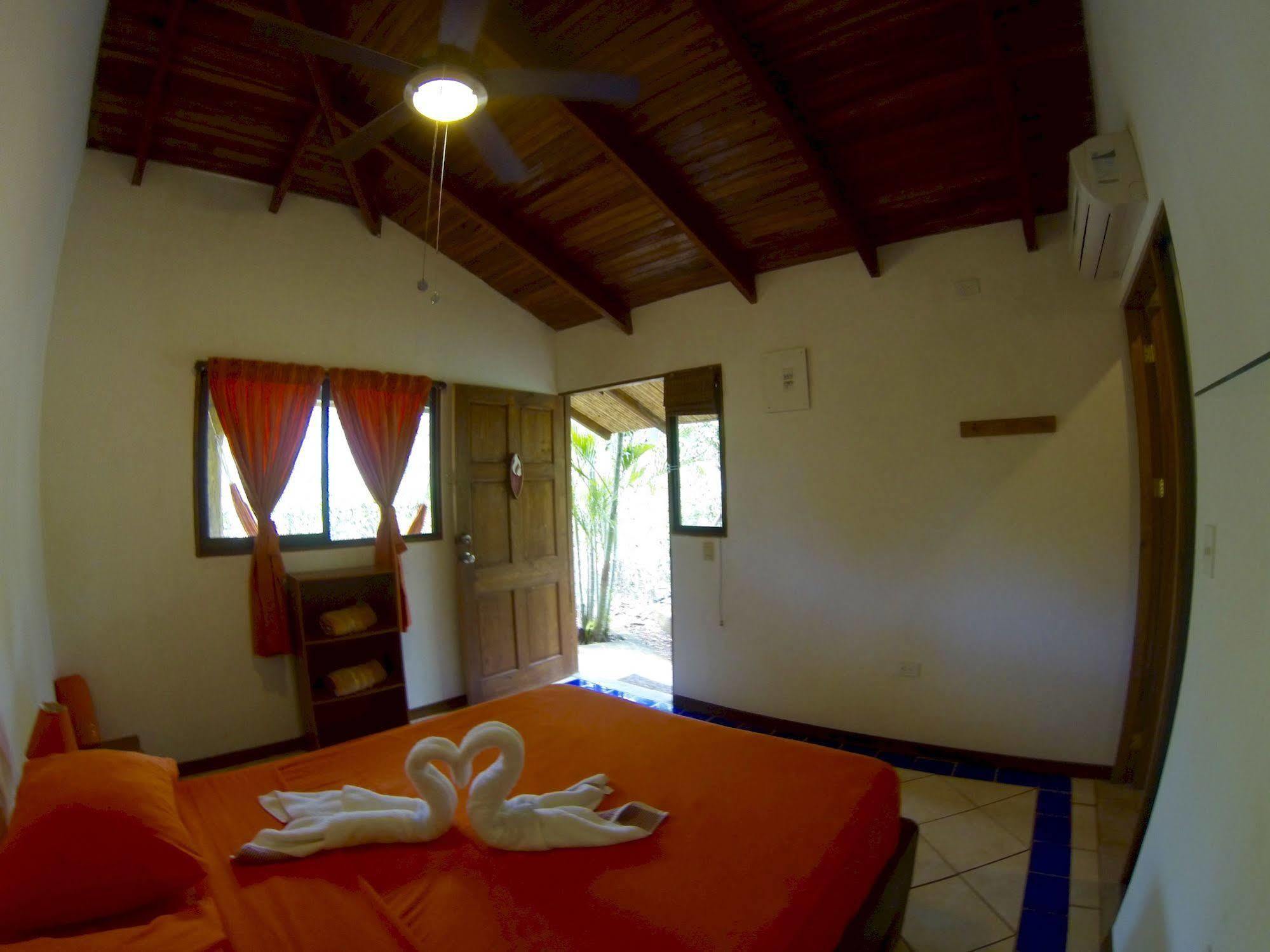 Indra Inn Playa Grande Extérieur photo
