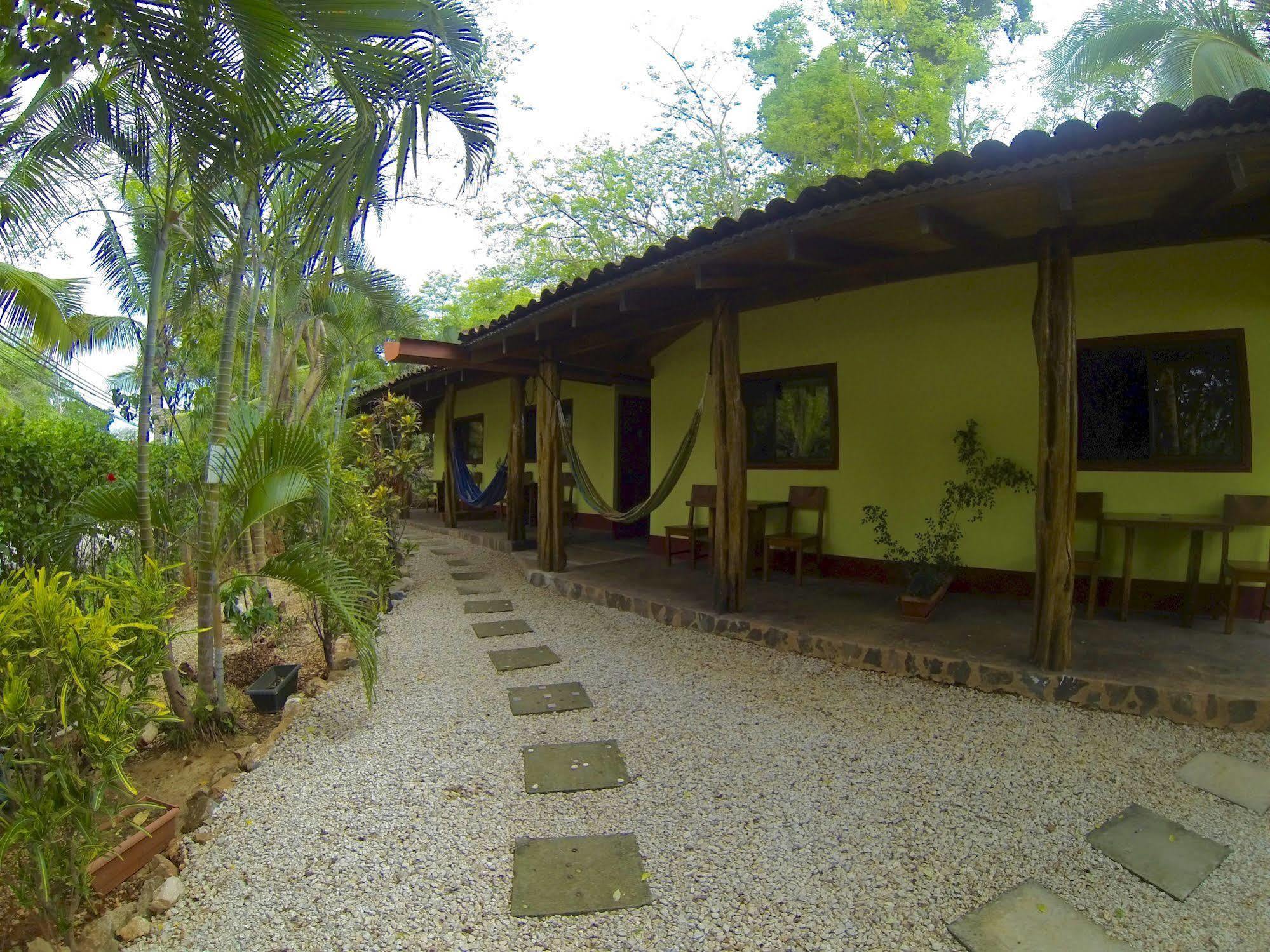 Indra Inn Playa Grande Extérieur photo