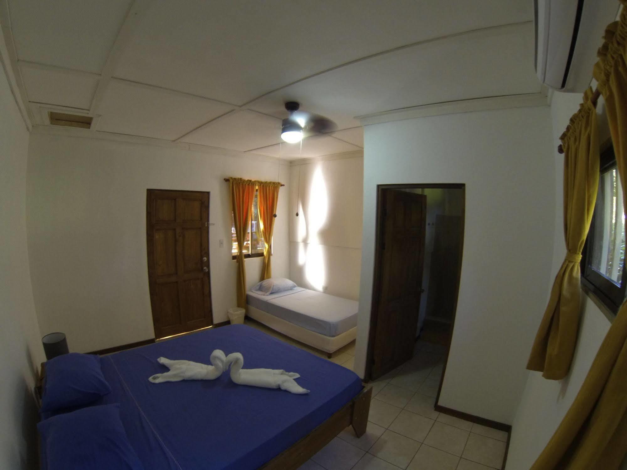 Indra Inn Playa Grande Extérieur photo